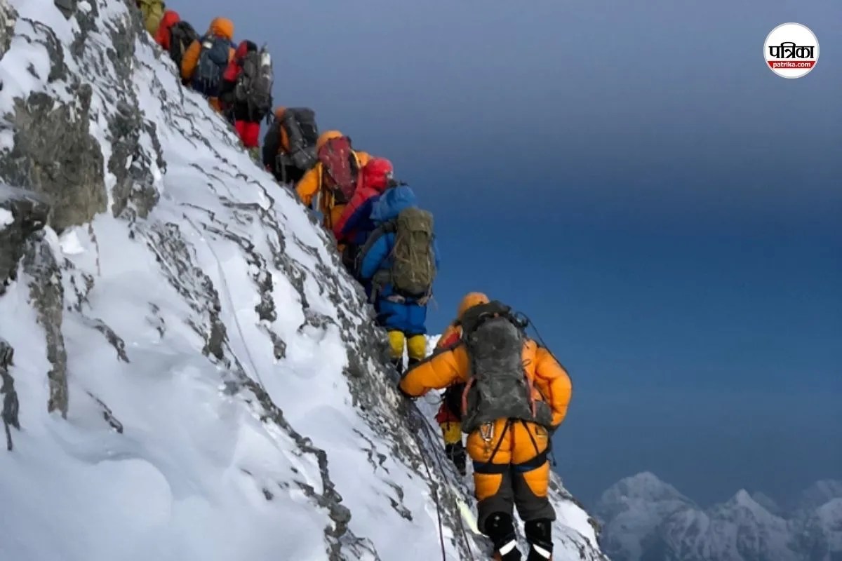 एवरेस्ट पर खेला जा रहा था स्लो पॉाइजन का खेल, बीमा कंपनियों से लाखों डॉलर की उगाही, 32 गिरफ्तार