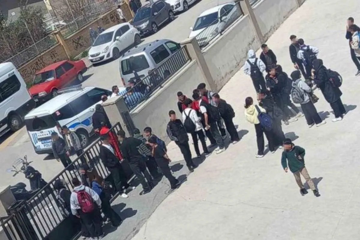 तुर्की में अंधाधुंध फायरिंग: नाबालिग लड़के ने 9 लोगों को मार डाला, 20 घायल