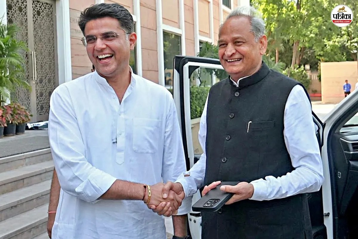 ‘फोटो खींच लो… फिर बोलोगे बनती नहीं है, सचिन पायलट से हाथ मिलाते हुए पत्रकारों से बोले अशोक गहलोत