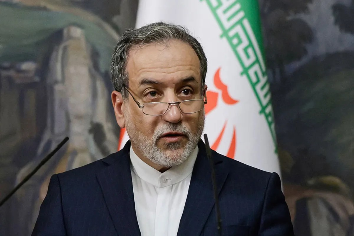 अमेरिका-ईरान तनाव के बीच अब्बास अराघची पहुंचेंगे पाकिस्तान, बातचीत से हल निकालने की रहेगी कोशिश