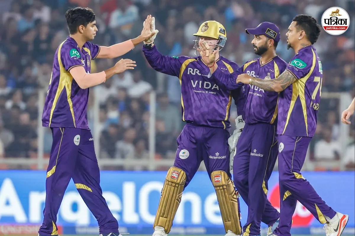 IPL 2026 Playoff Scenario for KKR: प्लेऑफ की रेस से अभी भी बाहर नहीं KKR, बस एक ही तरीके से कर सकती है क्वालीफाई, जानें समीकरण