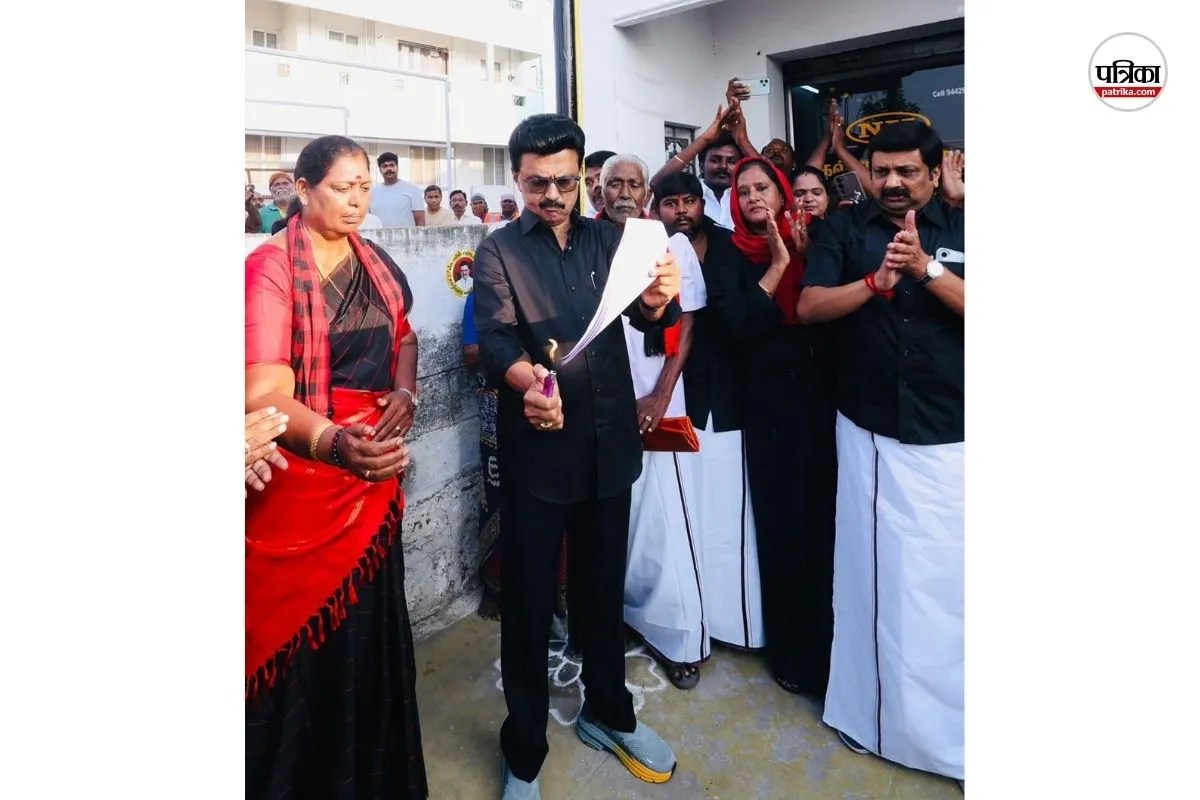 संसद में महिला आरक्षण बिल पेश होने से पहले मचा बवाल, तमिलनाडु सीएम स्टालिन ने जलाई कॉपी