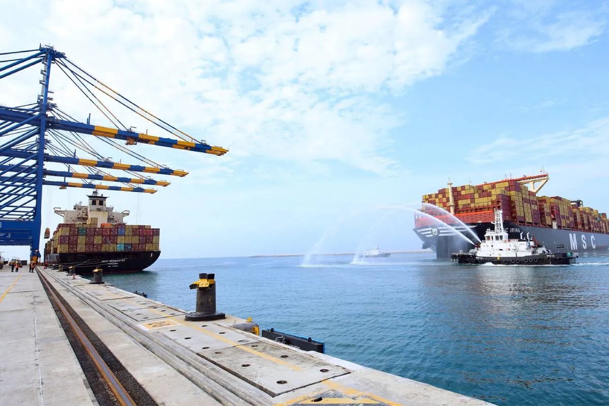 क्या भारत में बढ़ेंगे तेल के दाम ? राजनाथ सिंह ने होर्मुज संकट को बताया बड़ा खतरा