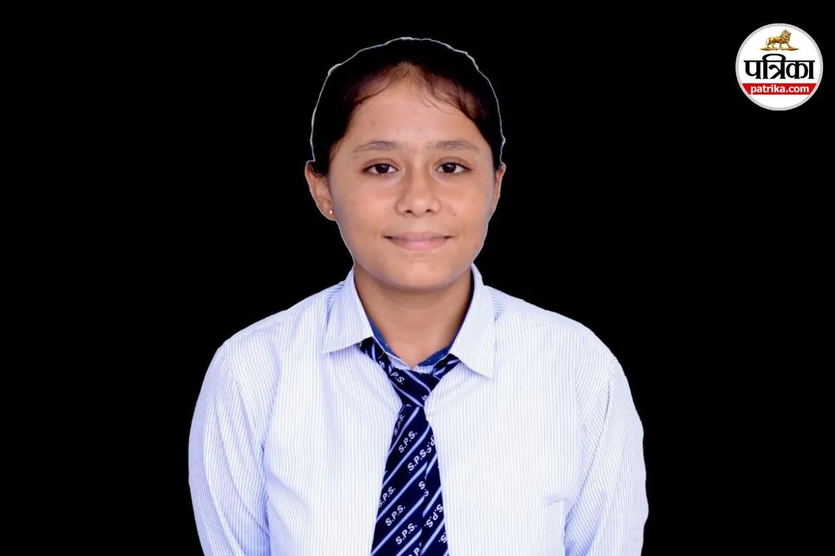 Divya Bhadu: बाड़मेर से पढ़ाई के लिए सीकर गई दिव्या भादू, आए 500 में 499 नंबर; बनना चाहती है आईएएस