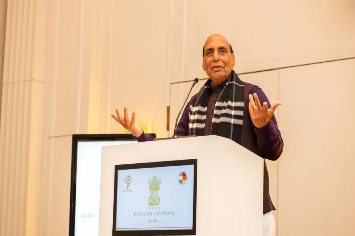 ‘मध्य पूर्व में शांति के लिए भारत ने कोशिशें की’, जर्मनी में रक्षा मंत्री राजनाथ सिंह का बड़ा बयान