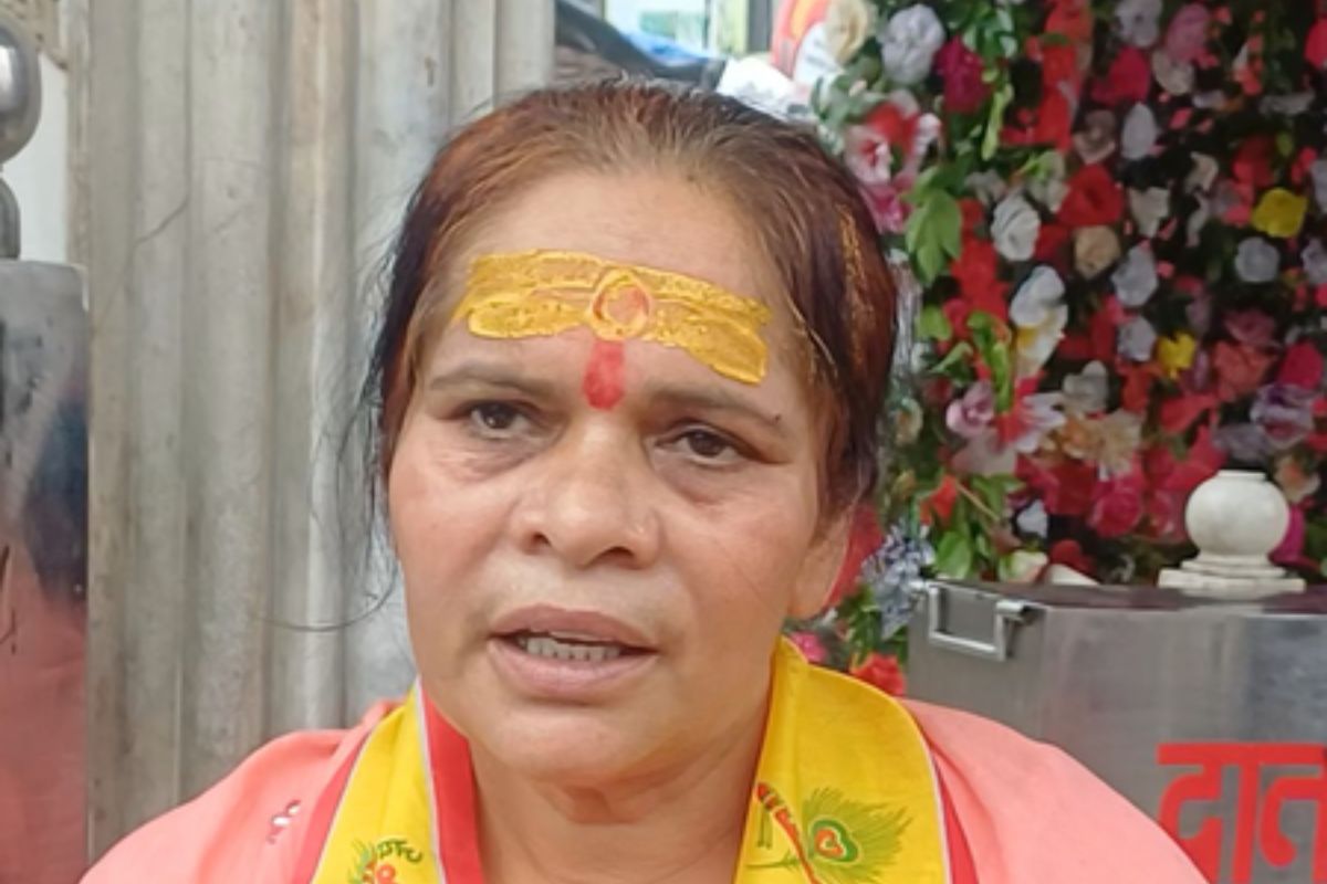 AMU आतंकियों की नर्सरी…छात्र के कमरे से हथियार मिलने पर भड़कीं साध्वी प्राची, बोलीं- हो हाईलेवल जांच