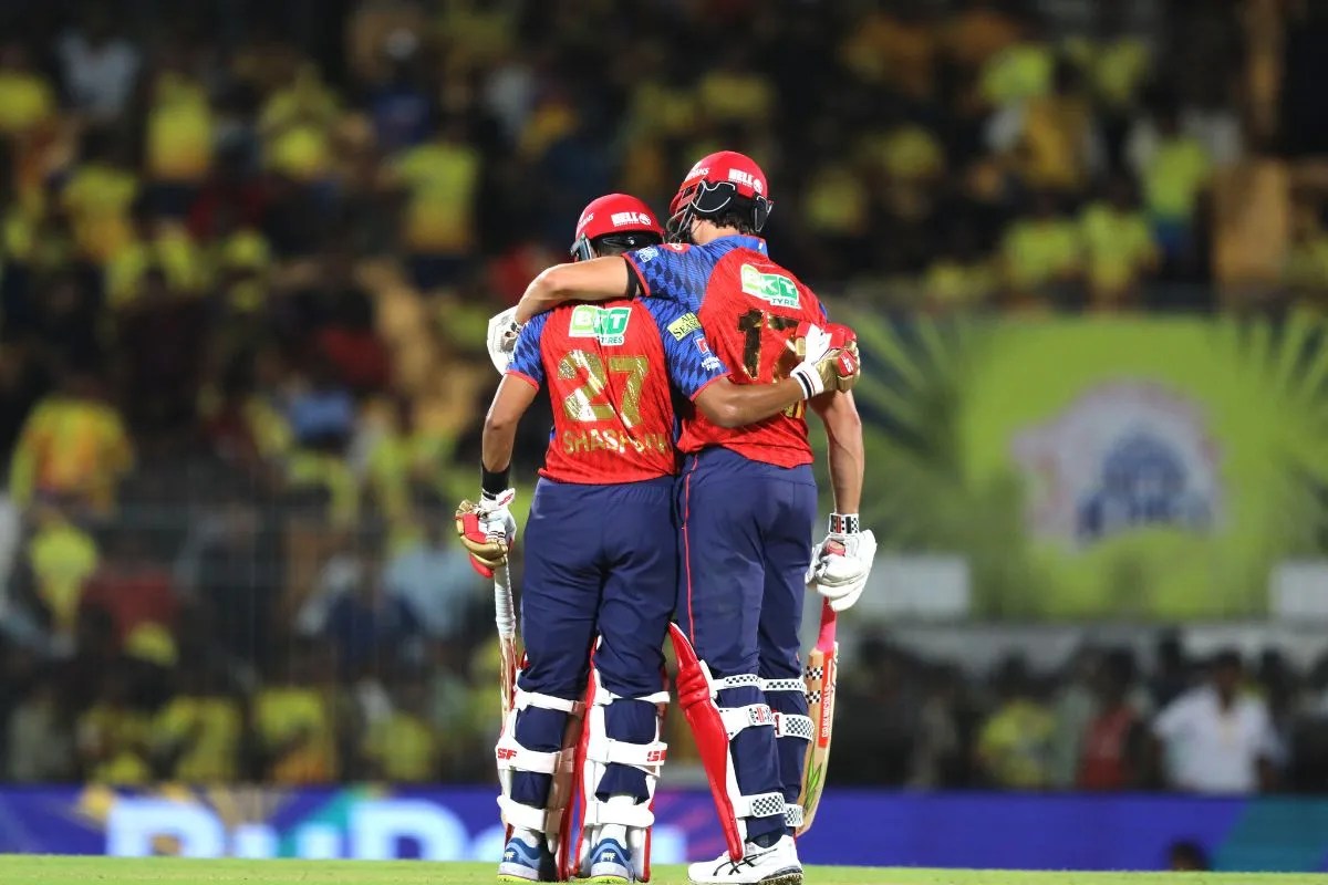 CSK को हराने के बावजूद PBKS को दोहरा झटका, कप्तान श्रेयस समेत सभी खिलाड़ियों को भरना होगा भारी जुर्माना