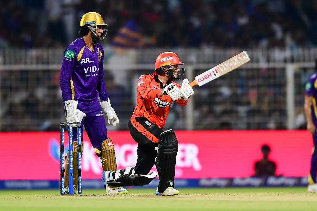 KKR vs SRH: अभिषेक शर्मा ने की छक्कों की बारिश, ऐसा करने वाले बन गए पहले भारतीय बल्लेबाज