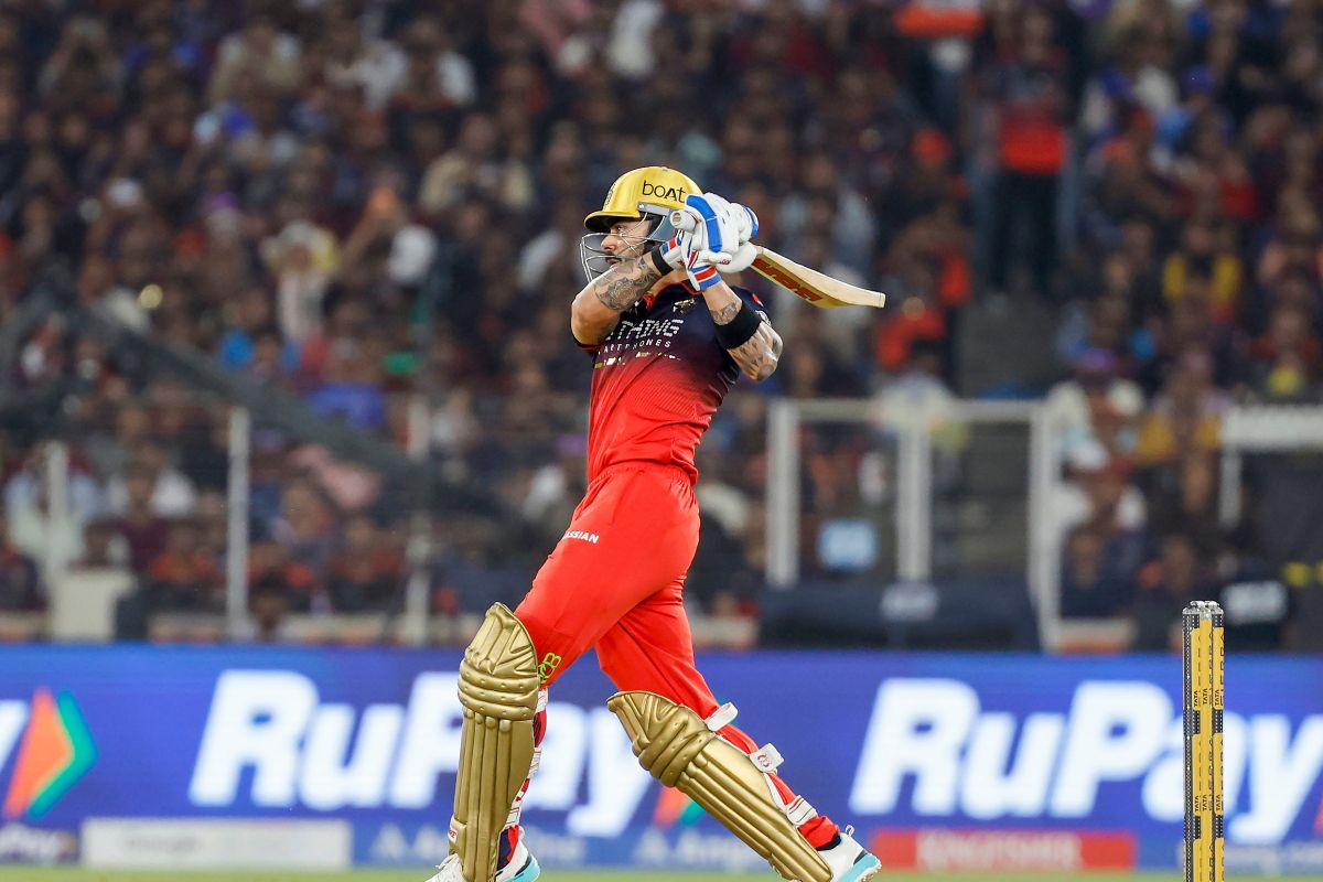 GT के खिलाफ विराट कोहली ने किया बड़ा कारनामा, गिलक्रिस्ट के 17 साल पुराने रिकॉर्ड की कर ली बराबरी