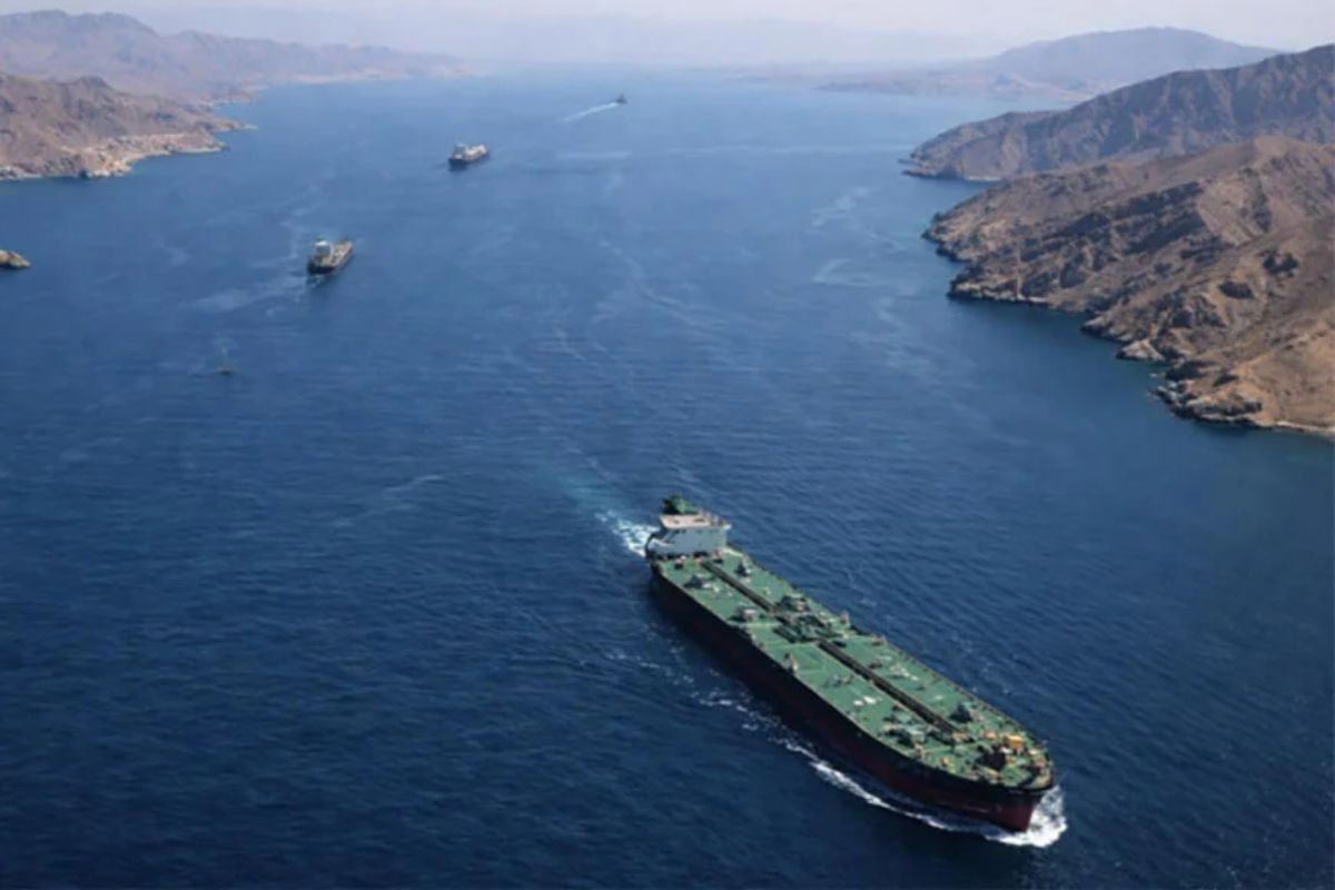 सीजफायर के बाद होर्मुज ऑफ स्ट्रेट खुलने पर कौन वसूलेगा फीस? रिपोर्ट में बड़ी जानकारी आई सामने