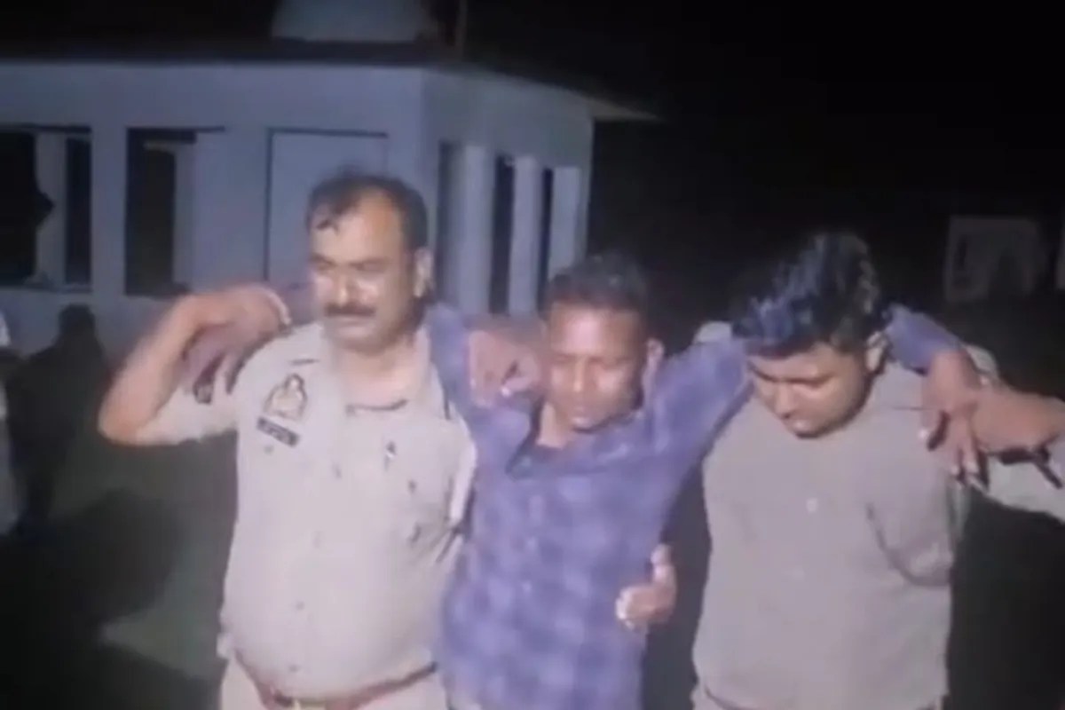 Police encounter: पुलिस और अपहरणकर्ता के बीच मुठभेड़, अपहृत किशोर को किया गया बरामद