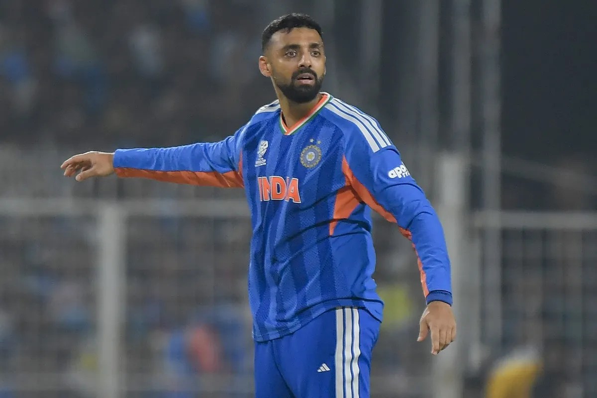 IPL 2026: पावरप्ले में वरुण चक्रवर्ती से गेंदबाजी कराने के अजिंक्य रहाणे के फैसली पर इस दिग्गज ने उठाए सवाल