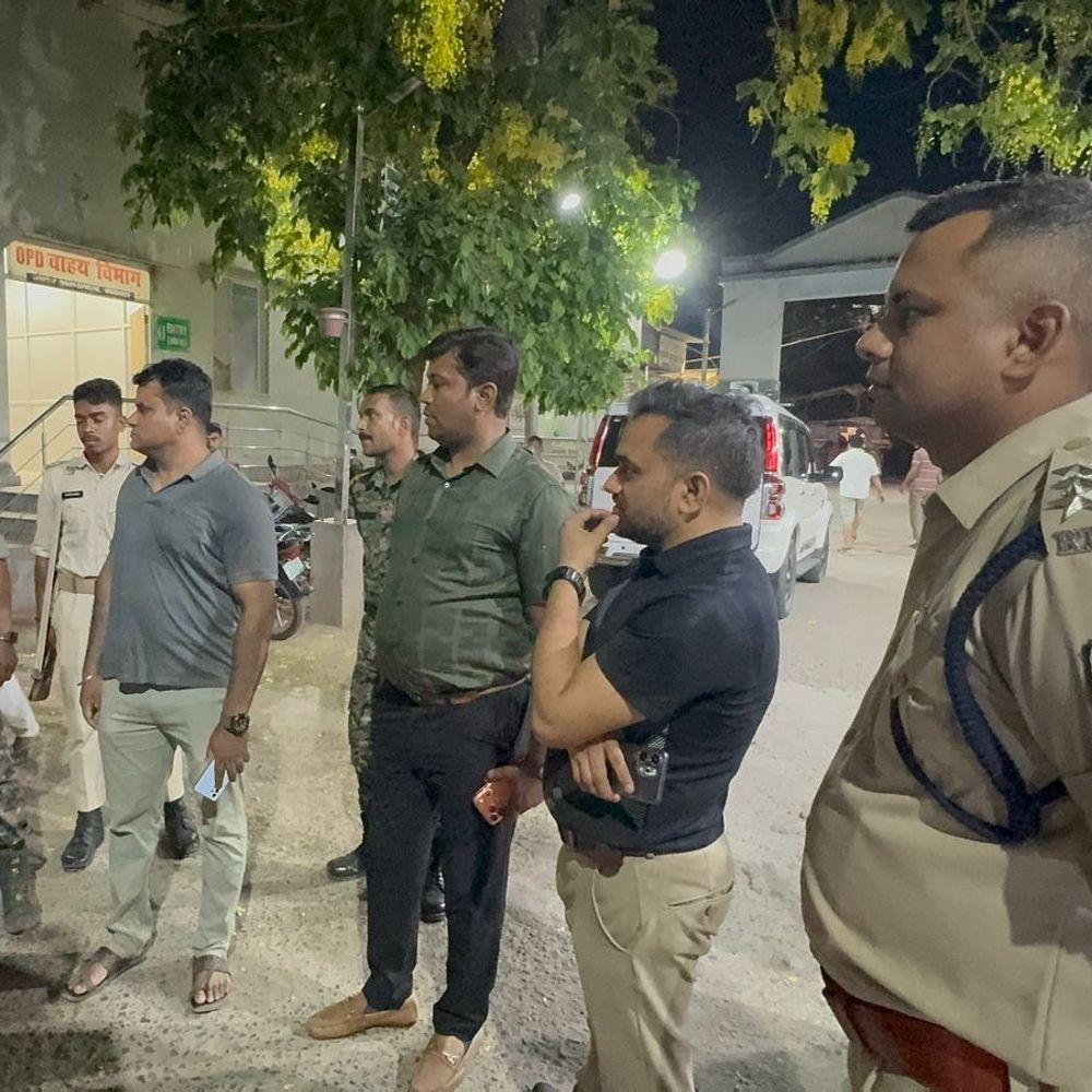 नवादा सदर अस्पताल में अवैध एंबुलेंस पर कार्रवाई:डीएम के निर्देश पर निरीक्षण, कई का चालान कटा;कहा-अनियमितता बर्दाश्त नहीं