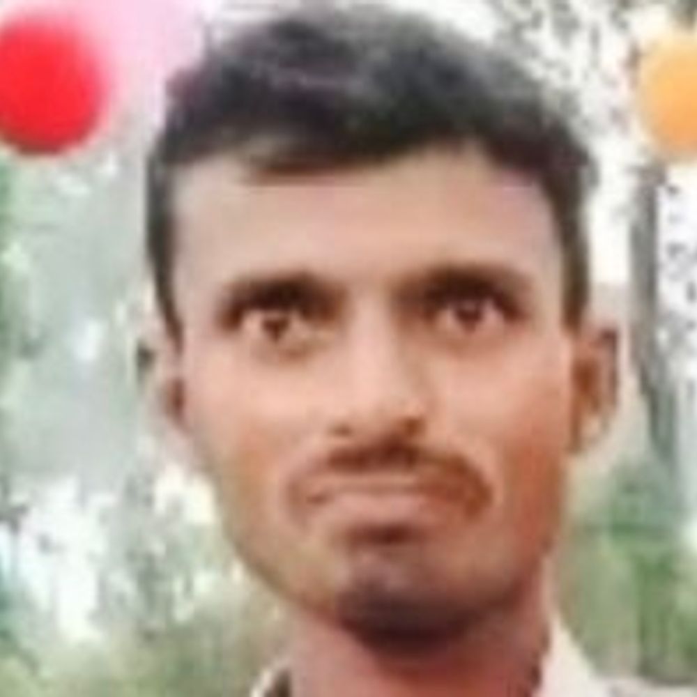 शेखपुरा में छत से गिरकर युवक की मौत:3 दिन से चल रहा था इलाज, पांच बच्चे हुए बेसहारा