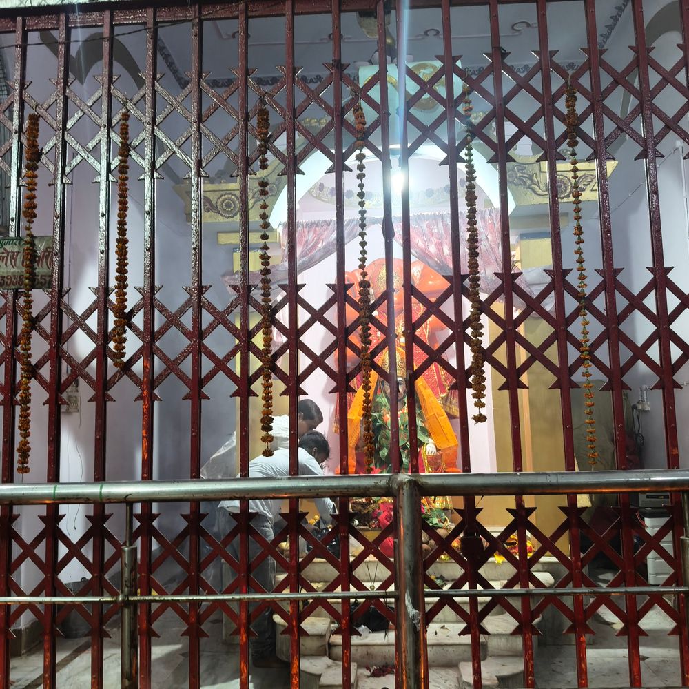 हनुमान जन्मोत्सव पर शिवहर में ‘जय श्री राम’ का जयघोष:हनुमानगढ़ी मंदिर में भक्तों ने की विशेष पूजा-अर्चना, उमड़ा श्रद्धालुओं का सैलाब