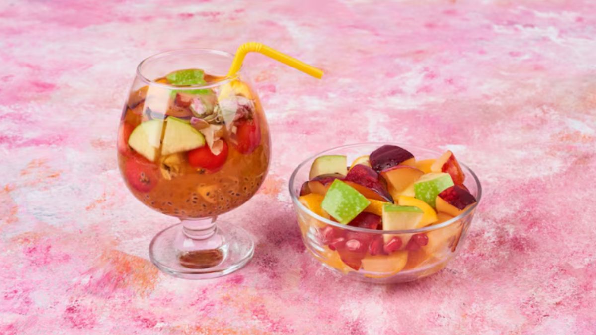 घर पर कैसे बनाएं मिक्स फ्रूट शरबत ? इस तरह बनाएं, गर्मी में होगा ताजगी का ऐहसास