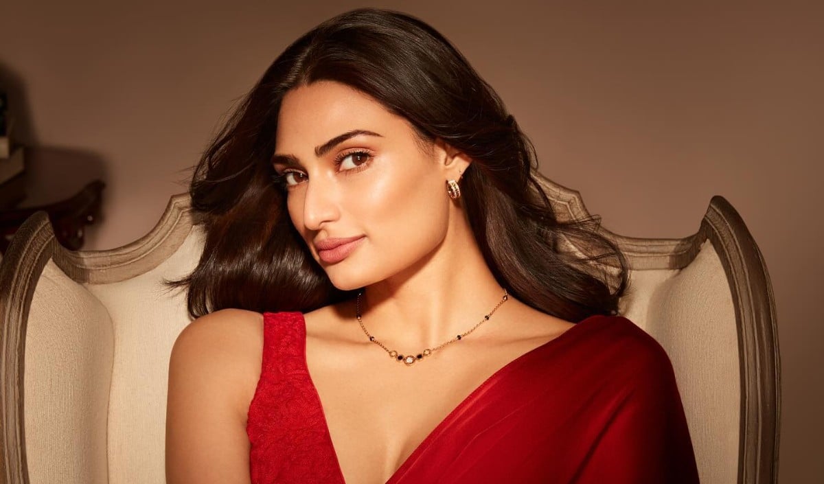 Asha Bhosle के निधन पर Athiya Shetty ने शेयर की लता मंगेशकर की फोटो, हुईं बुरी तरह Troll