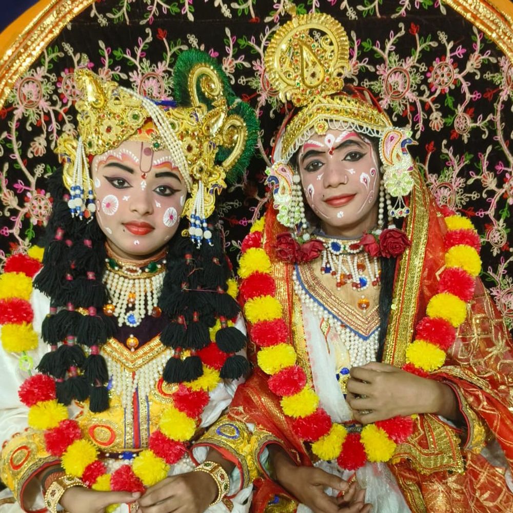 बांका के बामदेव में महारुद्र यज्ञ, रासलीला में उमड़ी भीड़:अयोध्या के कलाकारों ने दी प्रस्तुति, इलेक्ट्रॉनिक प्रतिमाएं बनीं आकर्षण का केंद्र