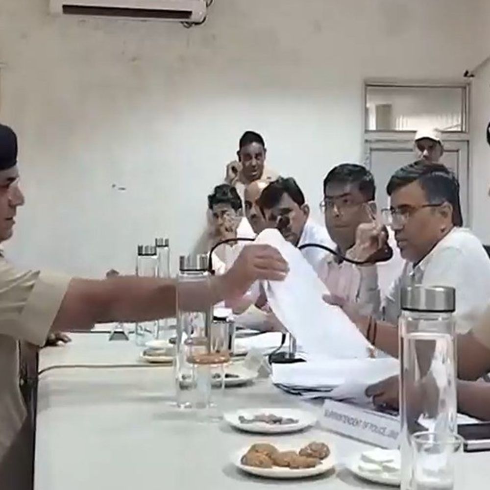 सफीदों नपा सचिव को 3 दिन का अल्टीमेटम:मंत्री ढांडा बोले- कूड़ा नहीं हटाने पर होंगे सस्पेंड; कृषि भूमि के पास डंपिंग यार्ड बनाया