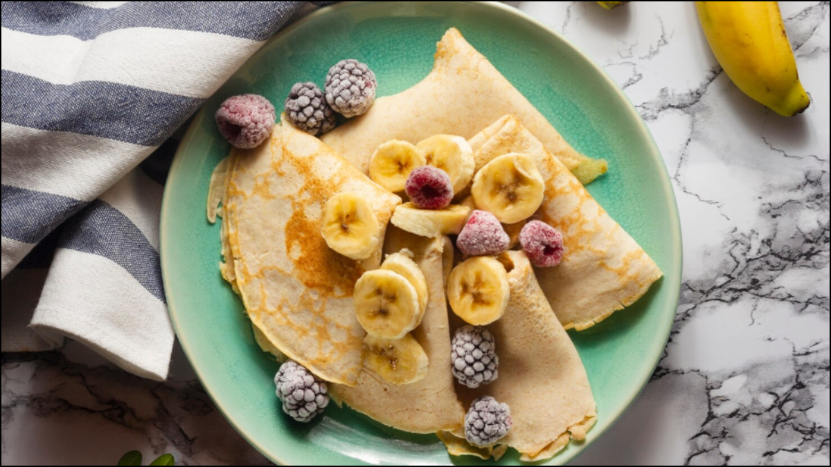 नाश्ते में खाएं पके केले का चीला, खाने में रुई जैसे मुलायम, फटाफट नोट कर लें रेसिपी