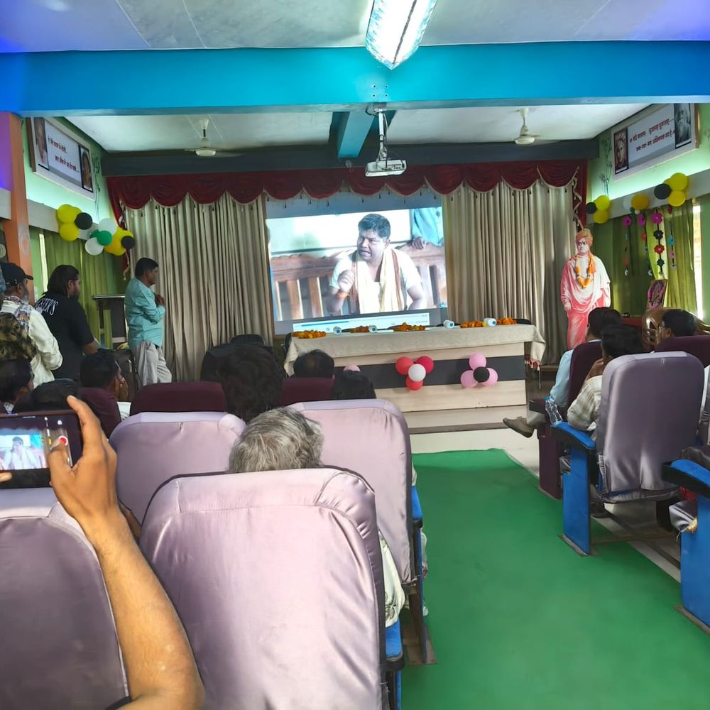 आदिवासी फिल्म ‘लमझना’ का मुहूर्त शॉट:बैतूल में परंपराओं पर आधारित फिल्म में स्थानीय कलाकारों का अभिनय