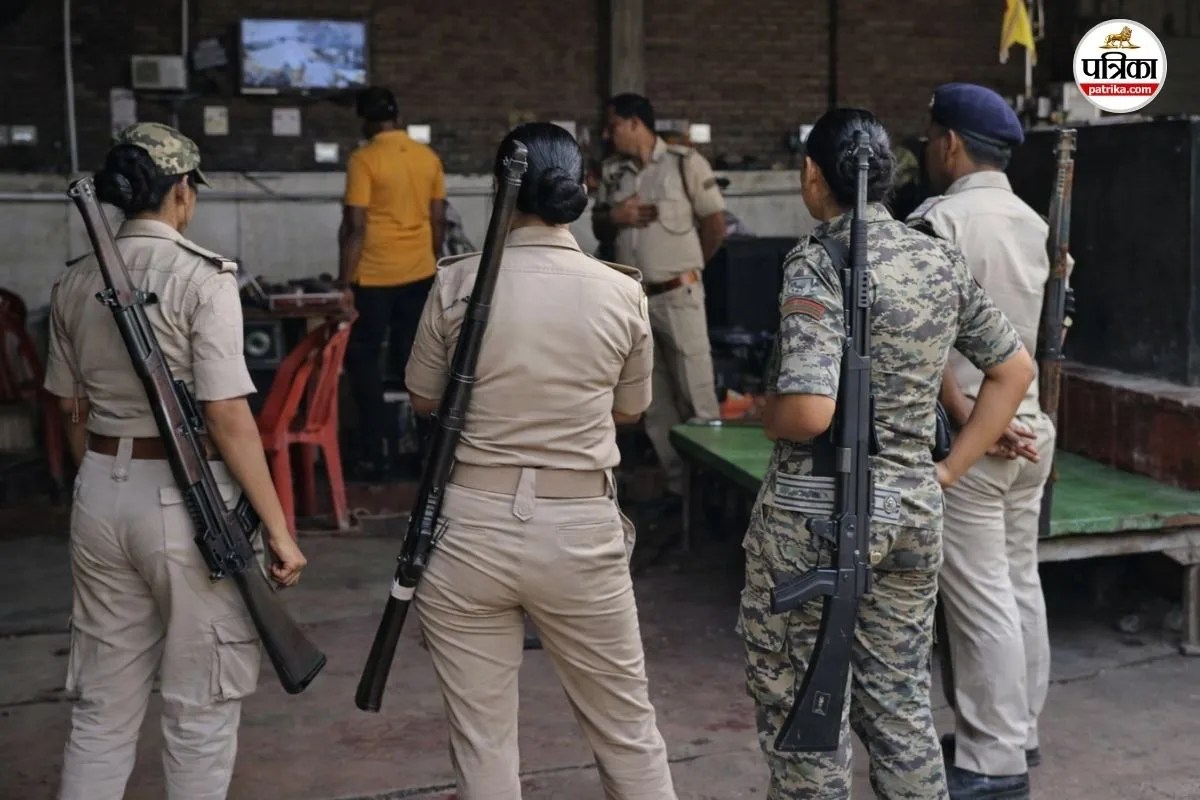 पेट्रोल पंप की आड़ में चल था देह व्यापार का धंधा! 200 रुपये में मिलता था कमरा, वीडियो वायरल होते ही पुलिस की रेड