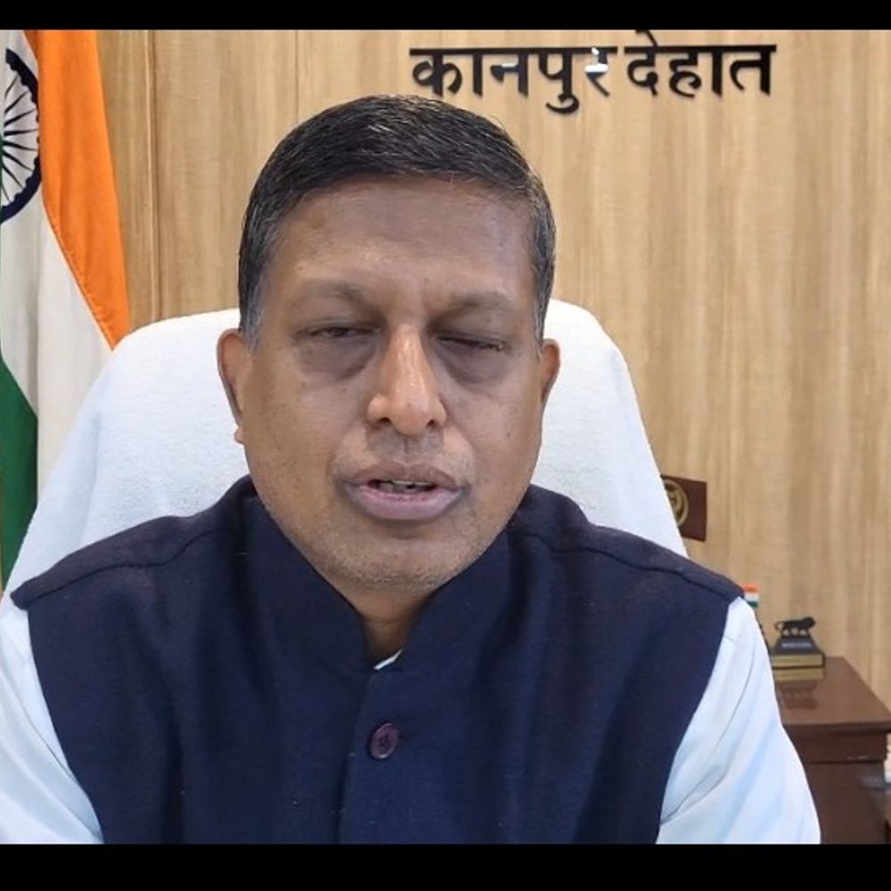 कानपुर देहात में प्रशासनिक फेरबदल, कई अधिकारी स्थानांतरित:बीडीओ और खंड शिक्षा अधिकारियों के तबादले, DM ने जारी किए निर्देश