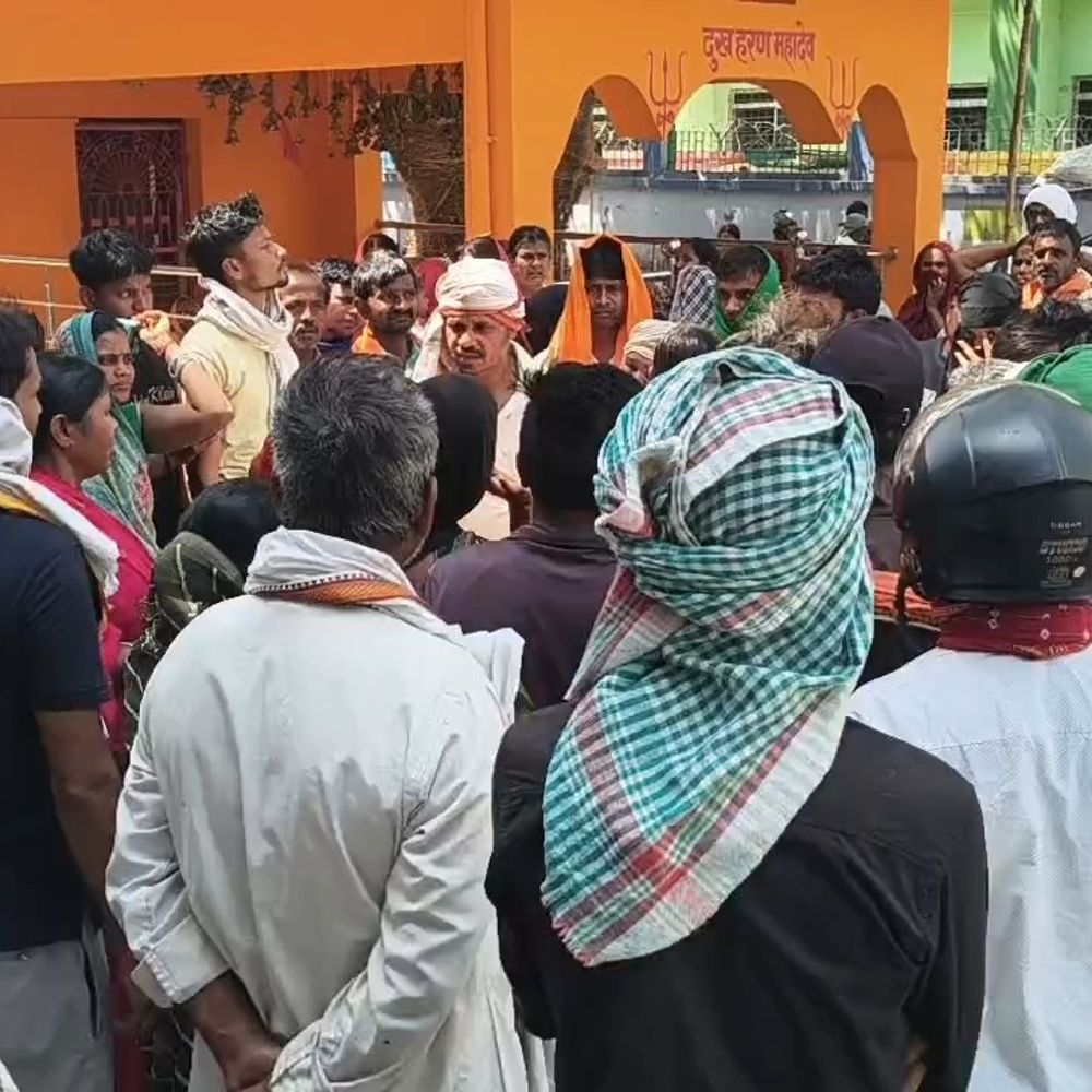 कैमूर सदर अस्पताल में प्रसूता की मौत:परिजनों ने लापरवाही का आरोप लगाया, डॉक्टरों ने PPH वजह बताया, पोस्टमार्टम बिना शव ले गए