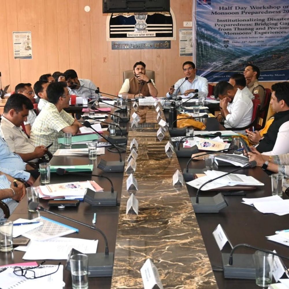 मानसून में आपदा से निपटने को प्रशासन सतर्क:मंडी में आपदा प्रबंधन प्राधिकरण की कार्यशाला, डीसी ने दिया तैयारियां दुरुस्त रखने के निर्देश