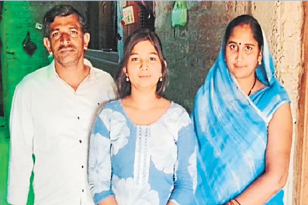 CG Board Result: मासिमं के इतिहास में पहली बार, महासमुंद के एक ही स्कूल के 7 टॉपर्स, बेटियों ने लहराया परचम