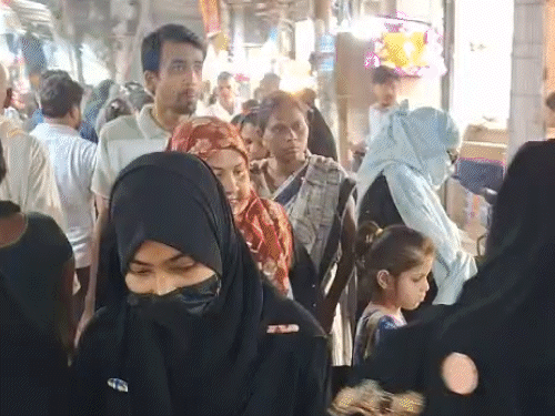 ‘हम एक-बाबरी का दर्द नहीं भूले, आप 6-की तैयारी में’:लंगड़े हाफिज मस्जिद को नजूल लैंड बताने पर दालमंडी के लोगों का फूटा गुस्सा