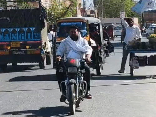 राजस्थान में सीजन का सबसे गर्म दिन रहा:बाड़मेर, जैसलमेर में पारा 41 डिग्री के पार;​ बीकानेर में चली धूलभरी हवा
