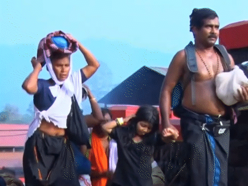 सुप्रीम कोर्ट बोला- वॉट्सएप यूनिवर्सिटी से मिली जानकारी मंजूर नहींं:सबरीमाला केस में एडवोकेट कौल ने कहा था किसी भी सोर्स का ज्ञान स्वीकार होना चाहिए