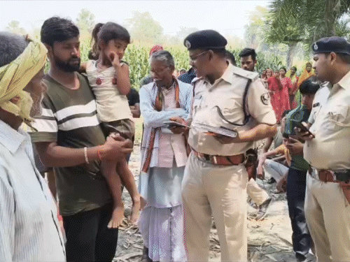मुजफ्फरपुर में विवाहिता की मौत, ससुराल पक्ष ने जलाया शव:पिता बोले- सबूत मिटाने की कोशिश हुई; हिरासत में चार लोग