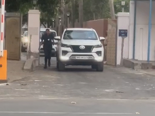 आज 3 अहम बैठकें, नए CM पर अंतिम मुहर:राष्ट्रीय अध्यक्ष नितिन नवीन भी आ रहे पटना, 4 बजे एनडीए विधायक दल की होनी है मीटिंग