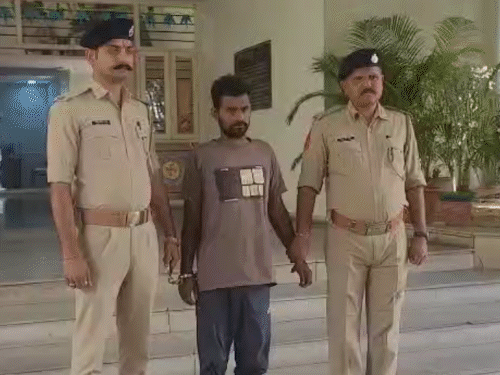 CM को धमकी देने वाला आरोपी अरेस्ट:मुंगेर पुलिस ने अहमदाबाद से पकड़ा, एसपी बोले-तनाव-पारिवारिक कलह में उठाया कदम