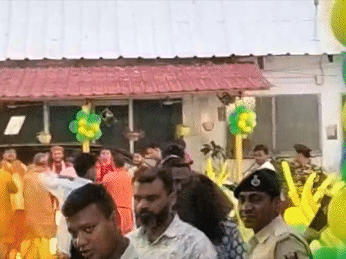 तेजप्रताप बोले- मेरी भविष्यवाणी सच हुई, सम्राट CM बन गए:बर्थ-डे पर हरे कुर्ते में नजर आए; कहा- खुलेआम शराब बिक रही, पुलिस सिर्फ देख रही