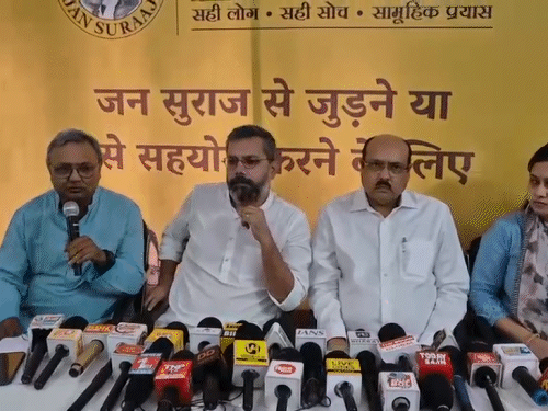 जनसुराज बोली, सरकार ने बिना प्लानिंग के लुभावने वादे किए:बिहार पर पहले से 3.70 लाख करोड़ कर्ज, 12,000 करोड़ कर्जा लेने की तैयारी