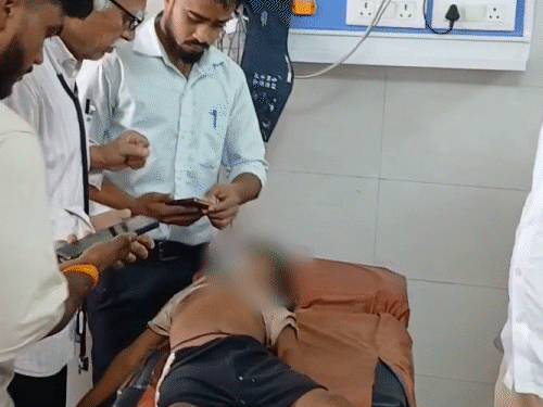 भोजपुर में दूल्हे की गाड़ी ने मासूम को रौंदा:दोस्तों के साथ घर के बाहर खेल रही थी, पटना में इलाज के दौरान हुई मौत