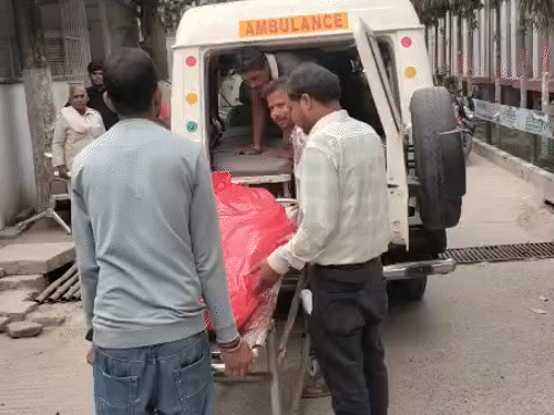 बेगूसराय में समस्तीपुर की महिला की मौत:गंगा स्नान कर घर लौट रही थी, ट्रैक्टर ने ई-रिक्शा में मारी टक्कर; बेटी की शादी की खुशियां मातम में बदली