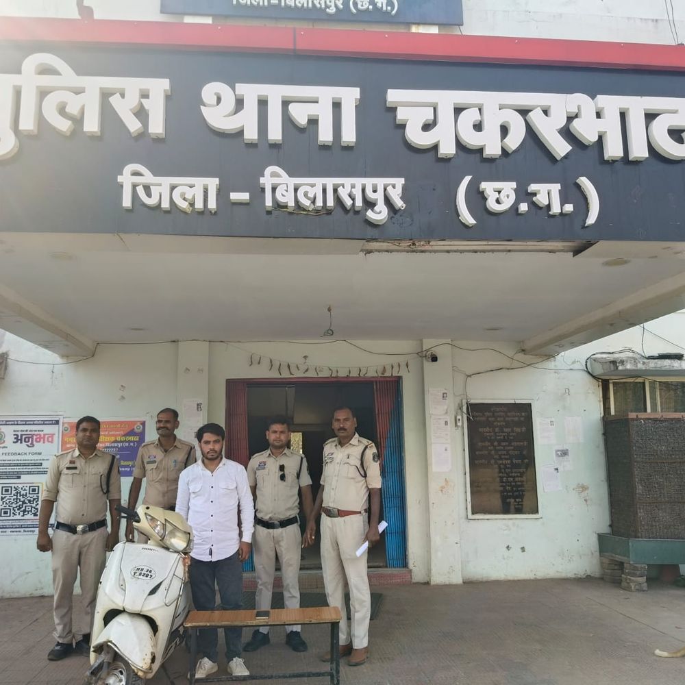 आईपीएल सट्टेबाजी में एक गिरफ्तार, दो फरार:चकरभाठा में स्कूटी पर ऑनलाइन सट्टा खिलाते पकड़ा गया आरोपी, भेजा गया जेल