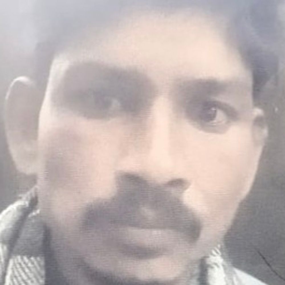 हरदोई में अज्ञात वाहन ने बाइक में मारी टक्कर:दो सगे भाइयों की मौत, एक घायल लखनऊ रेफर