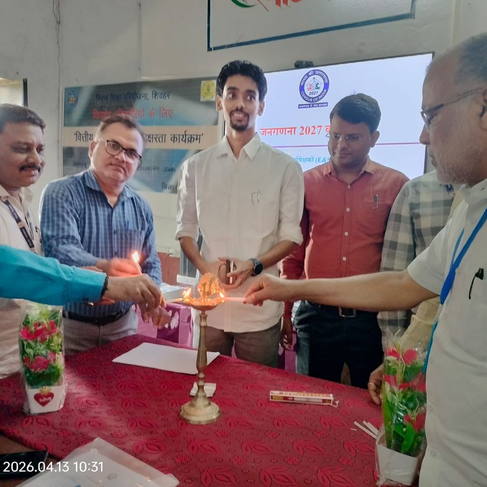 पर्यवेक्षक सटीक और विश्वसनीय जानकारी एकत्र करें-BDO:पिपराही में जनगणना प्रशिक्षण शिविर शुरू,कहा-डेटा संग्रहण जरूरी