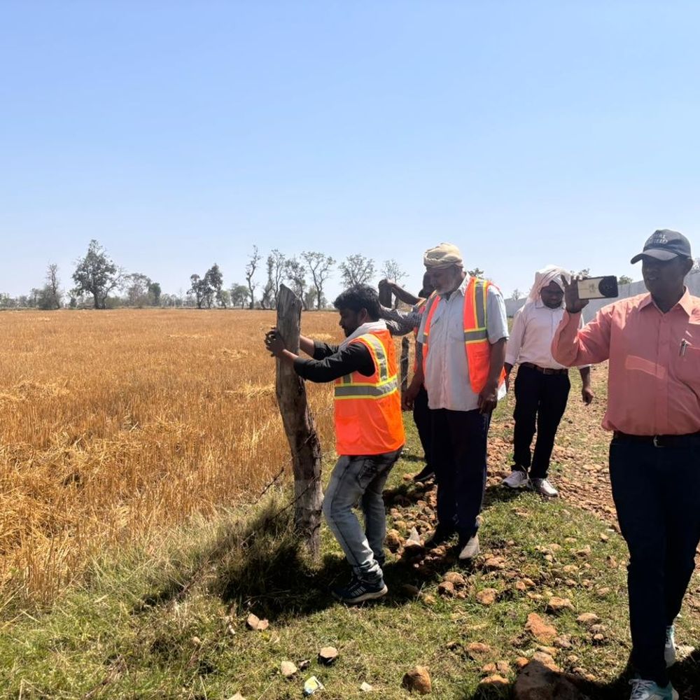 नैनपुर में 70 एकड़ शासकीय भूमि अतिक्रमण मुक्त:17 लोगों पर हुई कार्रवाई, अब खाली जमीन पर बायोमास प्लांट बनेगा