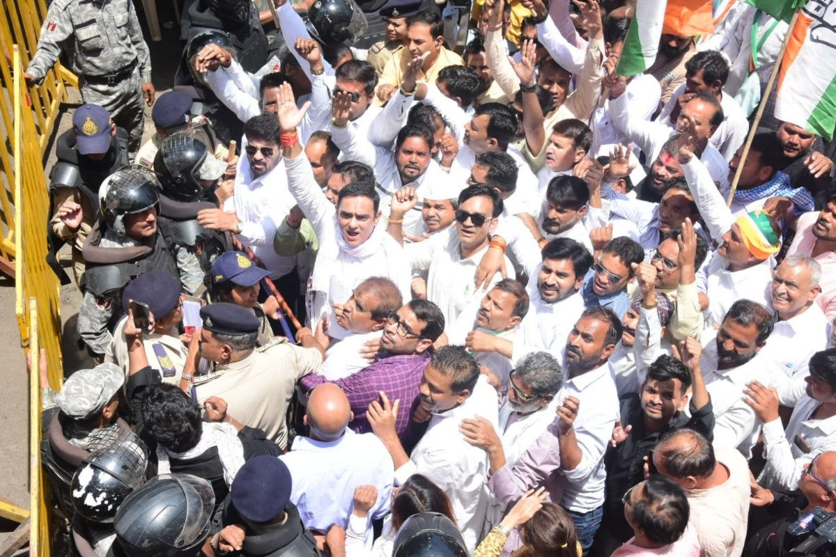 ‘गेहूं खरीदी पर ‘तारीख पर तारीख’ का खेल’…. कांग्रेस का भोपाल में जोरदार प्रदर्शन, सड़क पर उतरे कार्यकर्ता