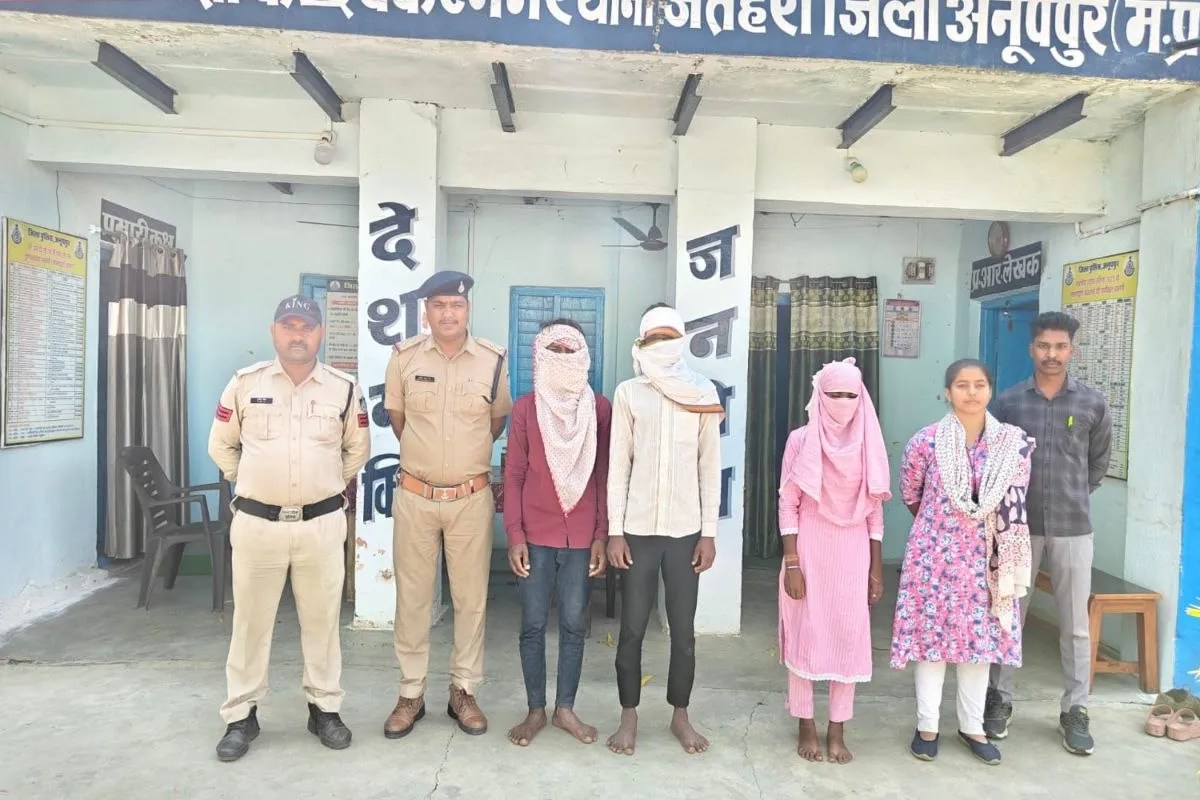 पति ने नाबालिग गर्लफ्रेंड के साथ मिलकर पत्नी को मारा, फिर पेड़ पर लटका दिया, मामले में बड़ा खुलासा