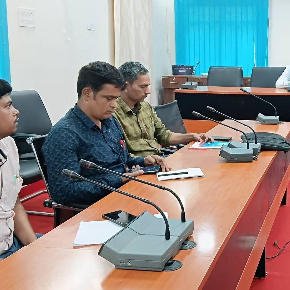 ऑनलाइन पोर्टल-मोबाइल ऐप से जानकारी दर्ज करें-DM:खगड़िया में जनगणना 2027 की तैयारियों की समीक्षा,बोले-प्रचार-प्रसार करें