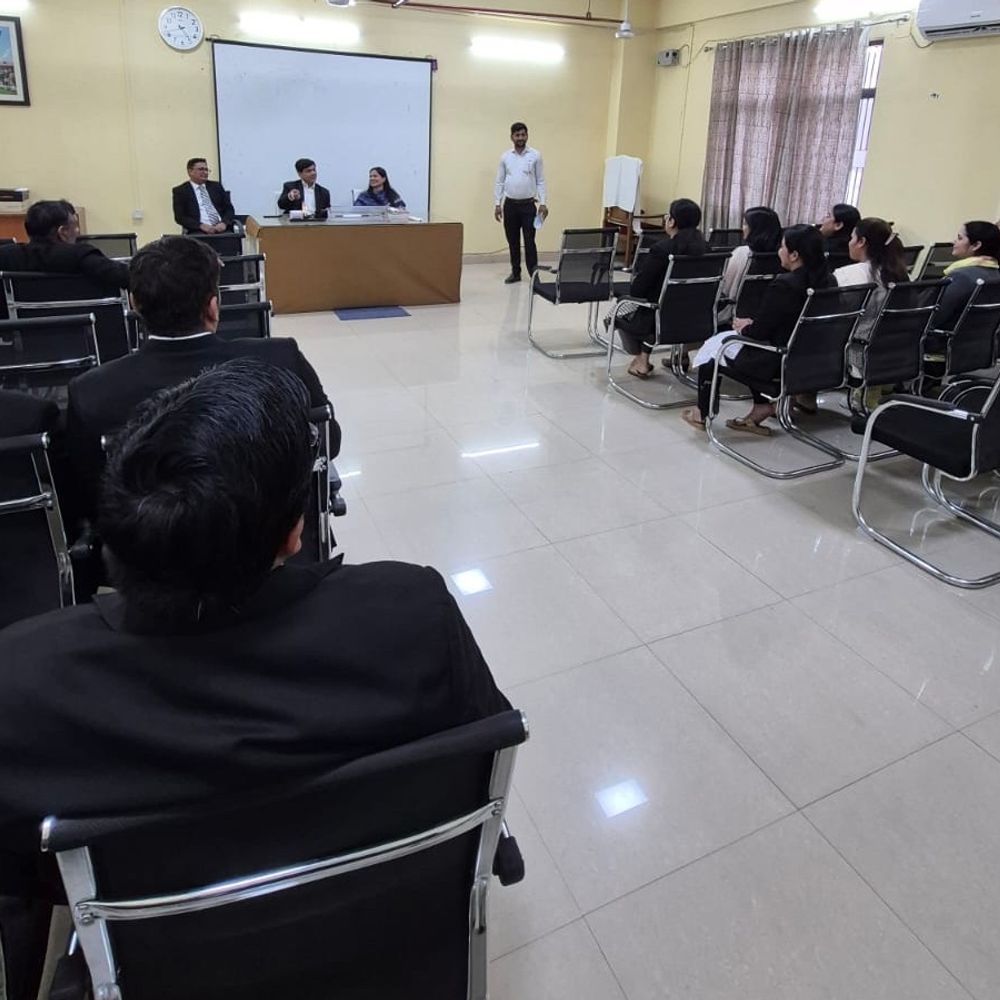 राष्ट्रीय लोक अदालत के लिए प्री-ट्रायल बैठक:मेरठ में 9 मई को होगी, अधिकतम मामले निपटाने के निर्देश