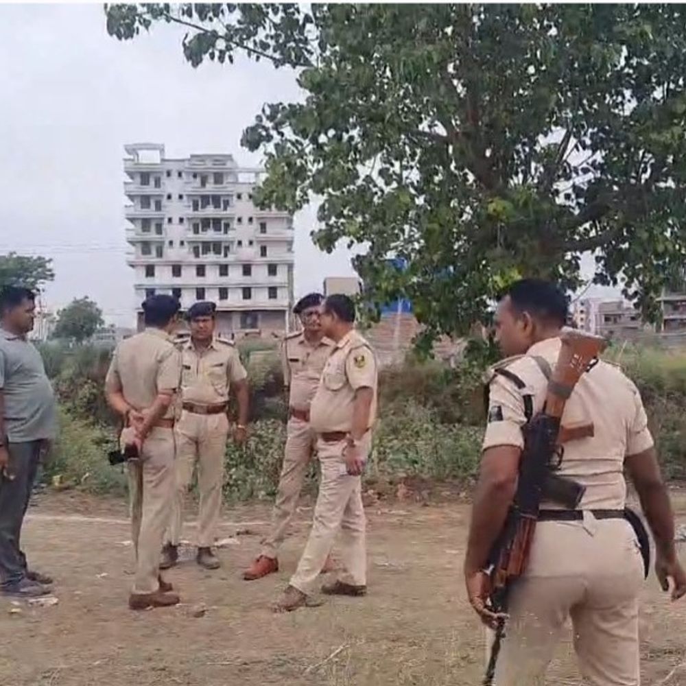 पटना के गोपालपुर में गोलीबारी, दो घायल:दो बीघा जमीन के विवाद को लेकर हमले का आरोप, घायलों को NMCH में कराया भर्ती