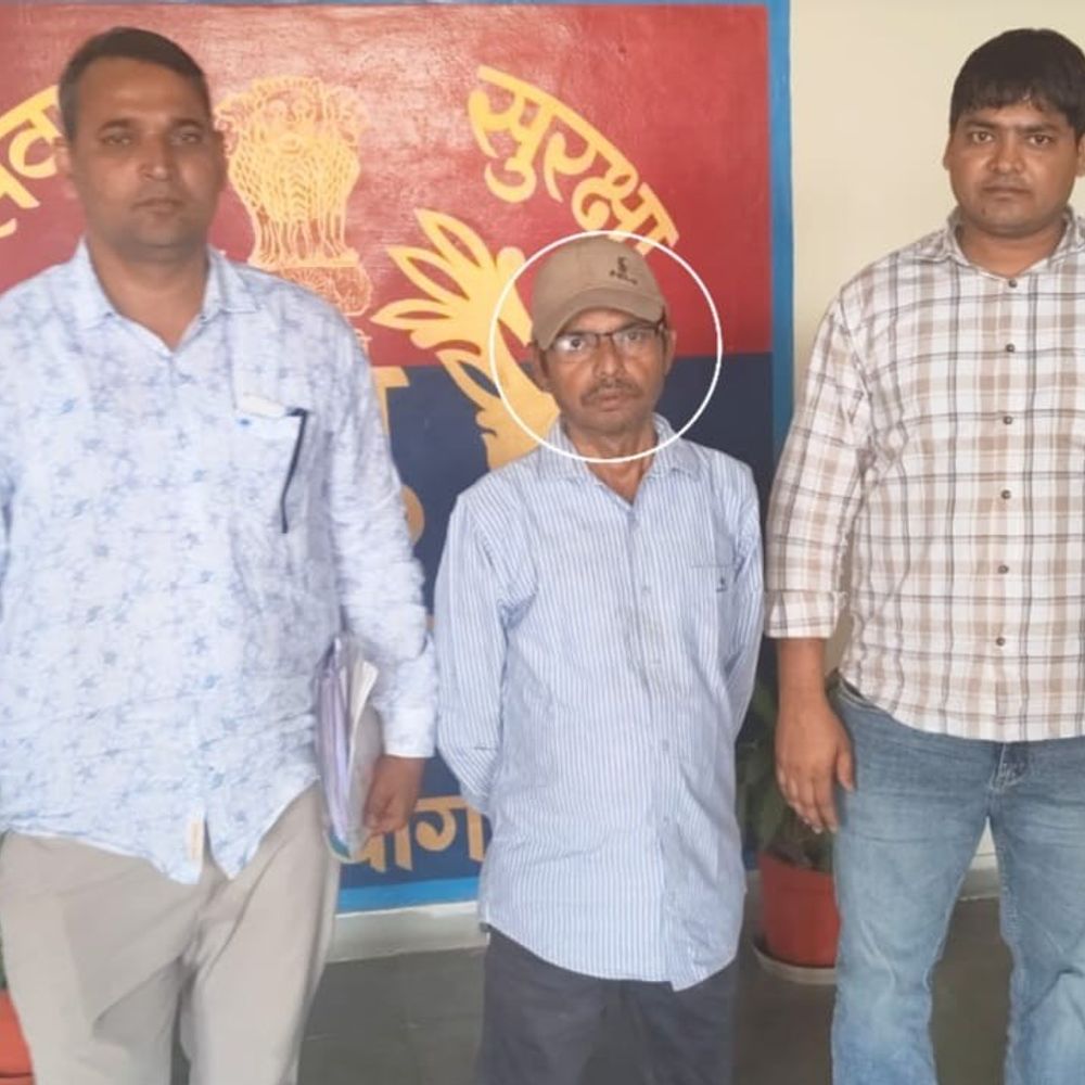 50 लाख की अवैध शराब तस्करी का मास्टरमाइंड गिरफ्तार:पलवल में ट्रक में छिपाकर ले जाई जा रही थी, दो पहले पकड़े गए